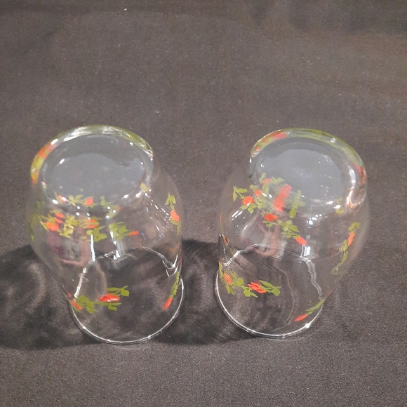 Vintage 1970s Anchor Hocking Red Rose Juice Glass ~ Set of 2 - Picture 4 of 5